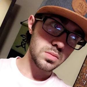 Meet your Posher, Elijah